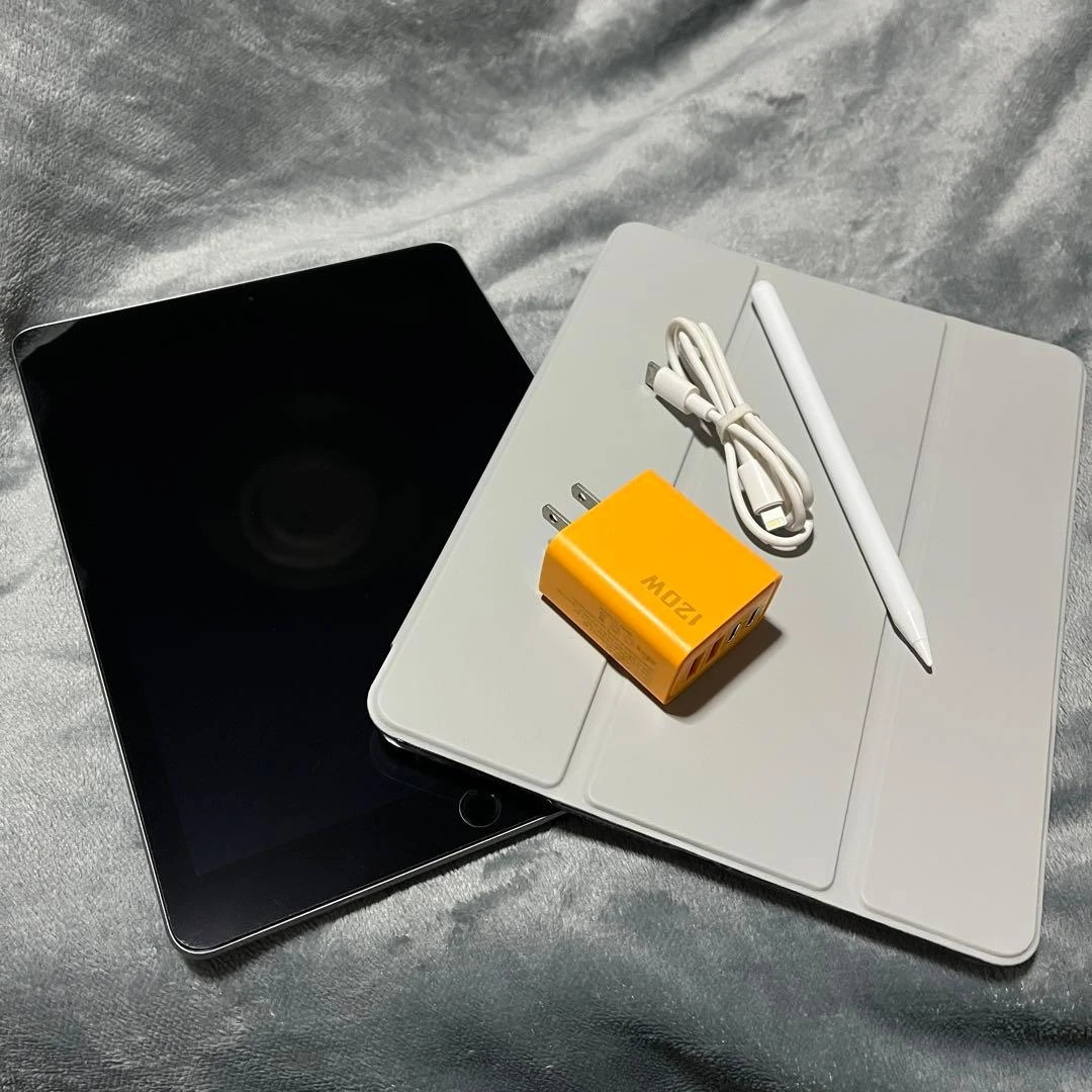 Apple iPad 6th Generation 128GB – bộ đầy đủ kèm ốp + bút cảm ứng tương thích