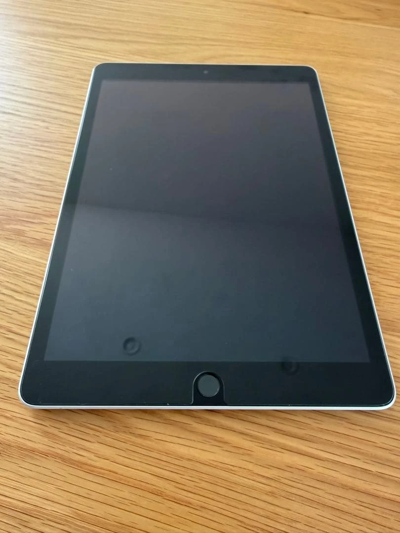 iPad thế hệ thứ 9