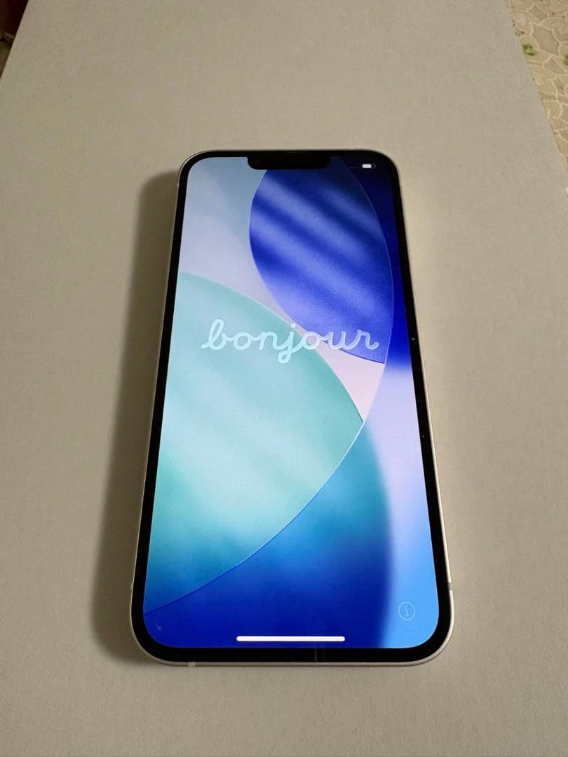 iPhone 13 màu trắng, tình trạng 86%.