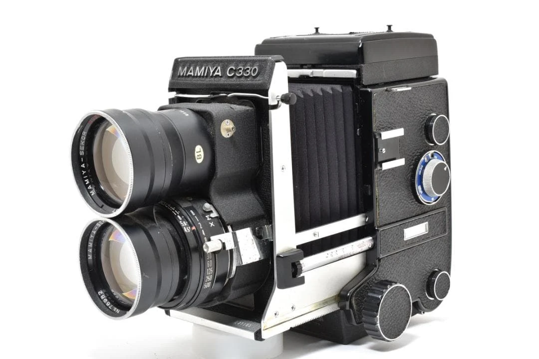 Máy ảnh hai ống kính Mamiya C330 kèm ống kính SEKOR C 180mm F4.5