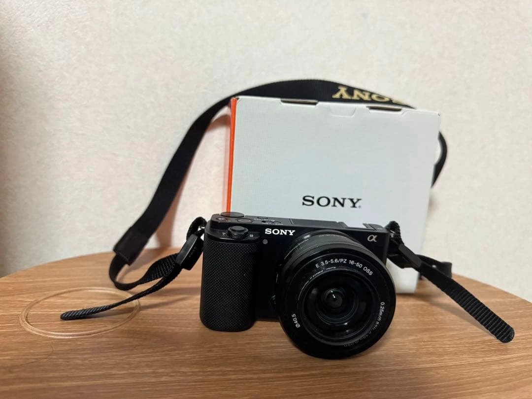 Sony ZV-E10 kèm ống kính tiêu chuẩn