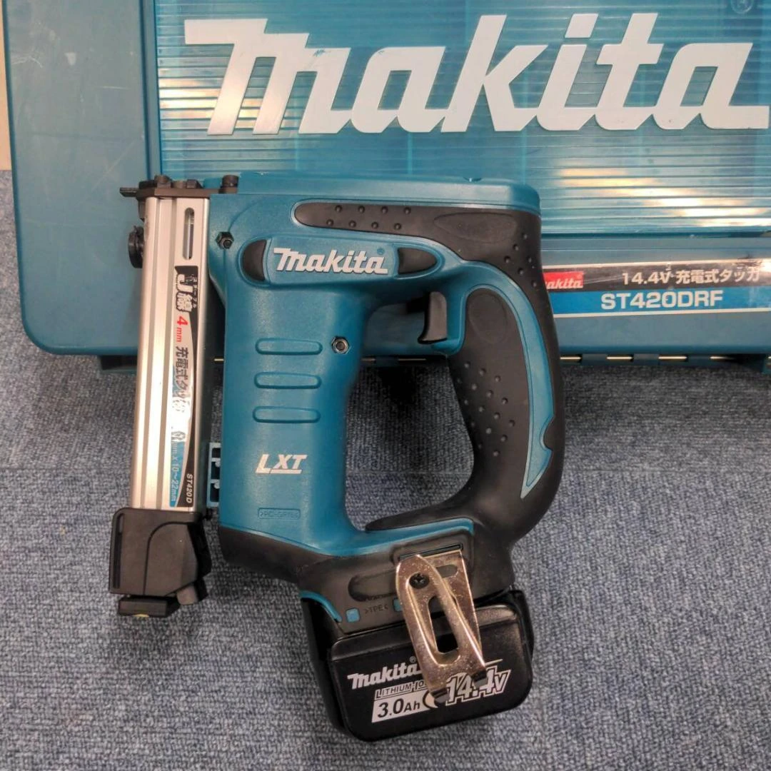 Máy bấm ghim không dây Makita ST420DRF 14.4V 4mm 【Đã kiểm tra hoạt động】